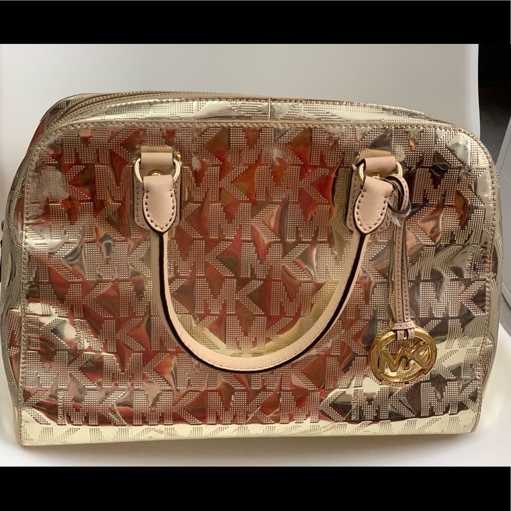 Michael kors bag in gold